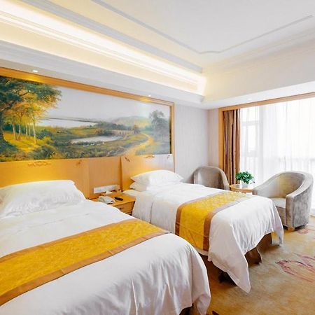 Vienna International Hotel Shanghai Pudong New District Dishui Lake Univeristy City Nianbalian Экстерьер фото